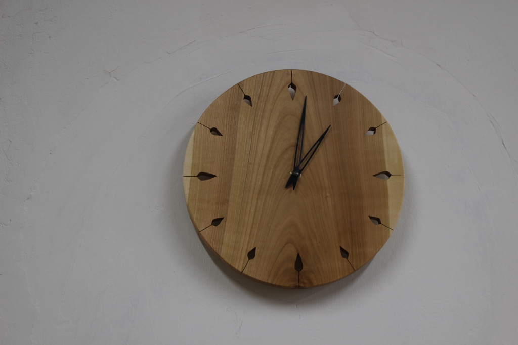 Dřevěné hodiny 17